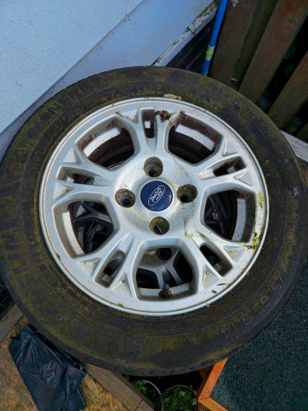 Ford 14" alloys