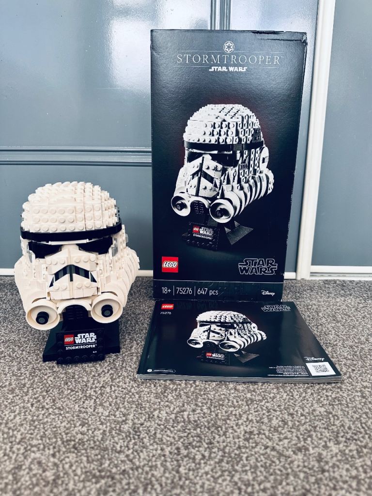 Lego Star Wars Stormtrooper Helmet 75276 set