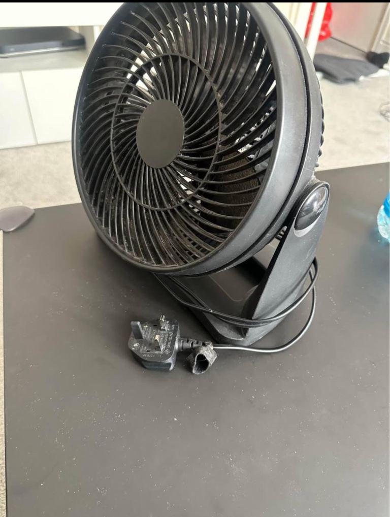 Table fan
