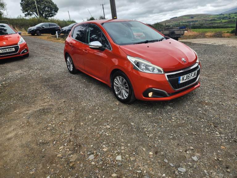 2015 Peugeot 208 Allure