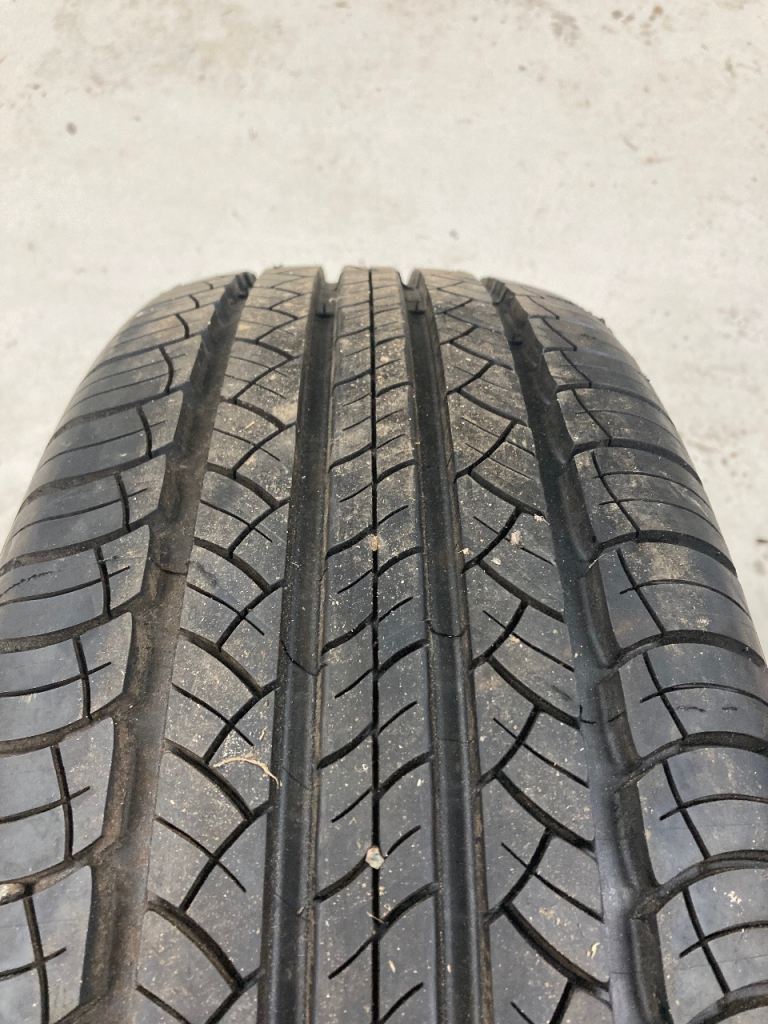 Freelander 2 alloy and tyre