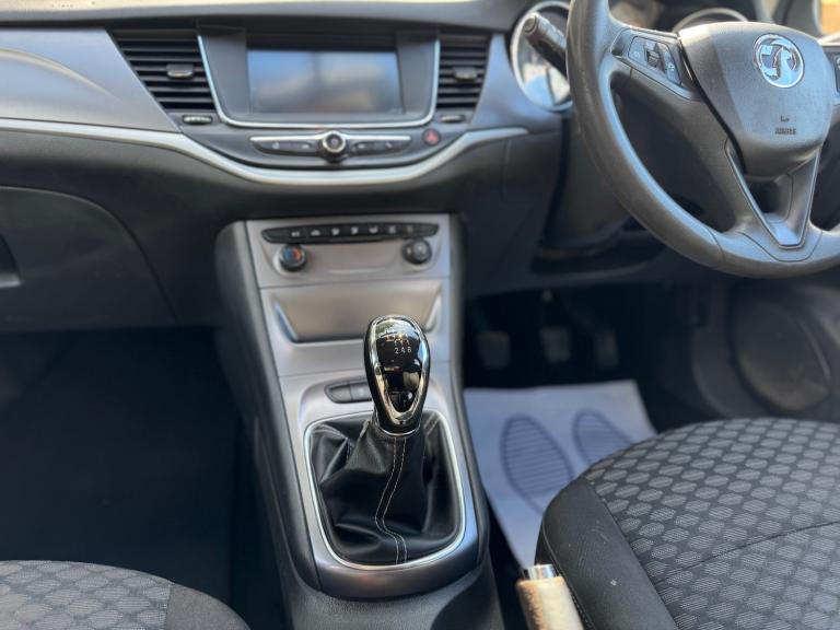 2017 Vauxhall Astra 1.6 CDTi 16V 136 Design 5dr ESTATE Diesel Manual