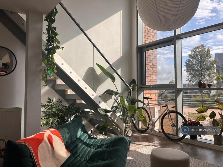 1 bedroom flat in Trent Bridge View, Nottingham, NG2 (1 bed) (#2639577)