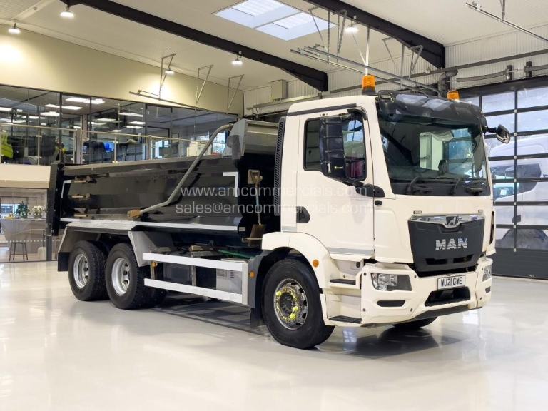 2021 (21) MAN TGS 26.320 6X4 26T TIPPER