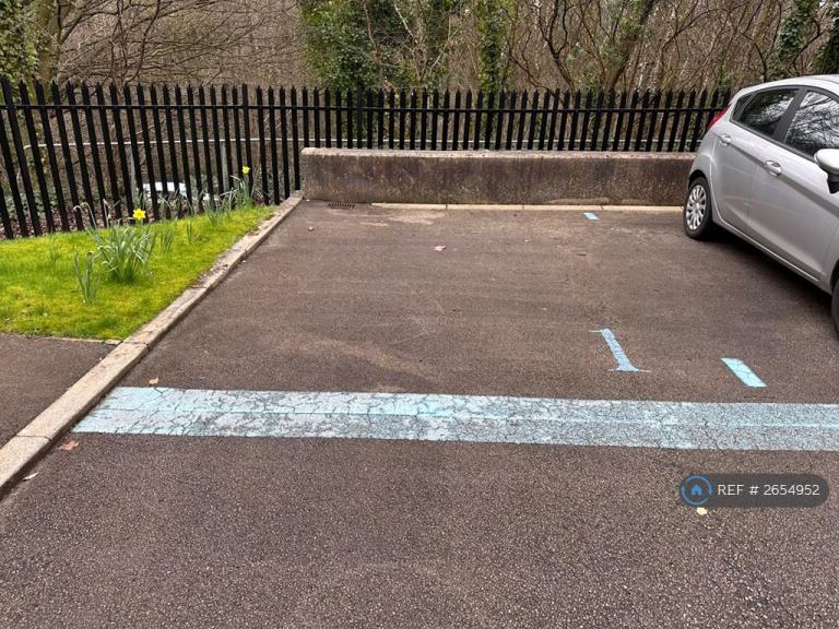 2 bedroom flat in Emmeline, Manchester, M40 (2 bed) (#2654952)