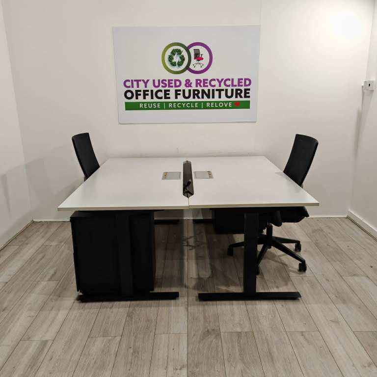 Electric Sit-Stand Desk 1600mm – White / Black – £329 + VAT