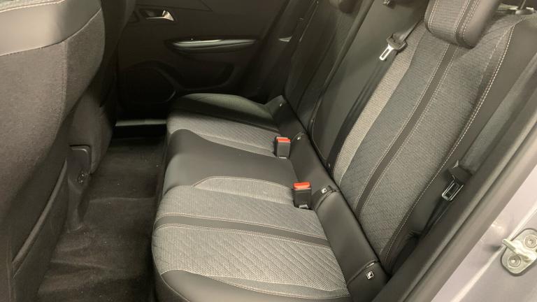 2025 Peugeot 2008 50kWh Allure SUV 5dr Electric Auto (7kW Charger) (136 ps) SUV Electric Automatic