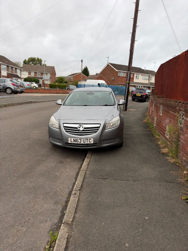 Vauxhall, INSIGNIA, Hatchback, 2013, Manual, 1956 (cc), 5 doors