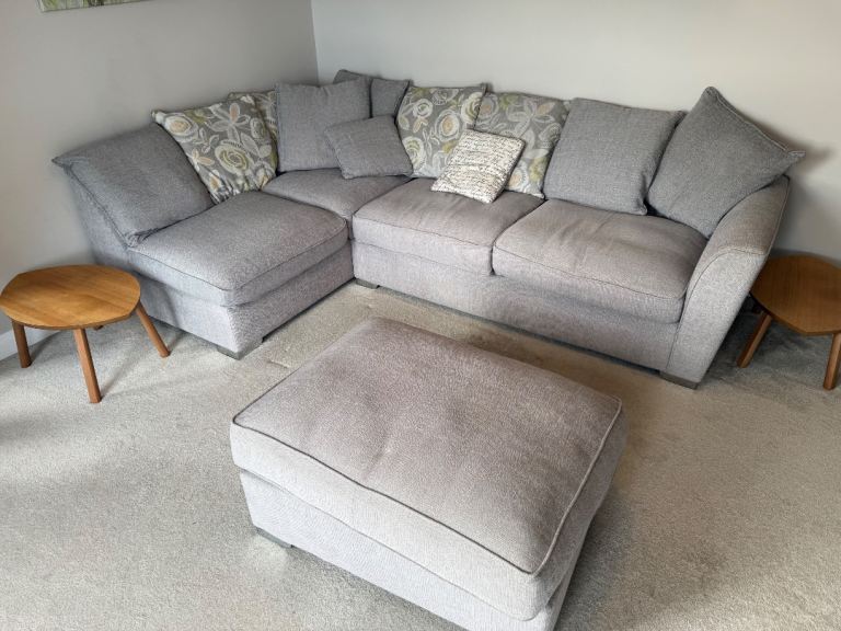 Selection of household furniture / appliances