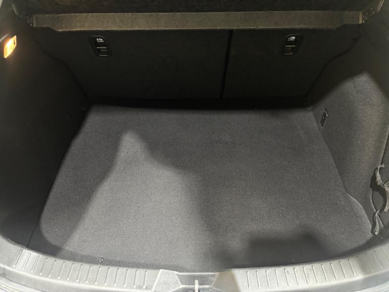 2017 Mazda 3 2.0 SKYACTIV-G SE-L Nav Hatchback 5dr Petrol Manual Euro 6 (s/s)