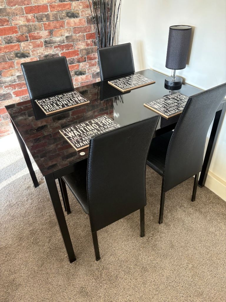 Table and four chairs 