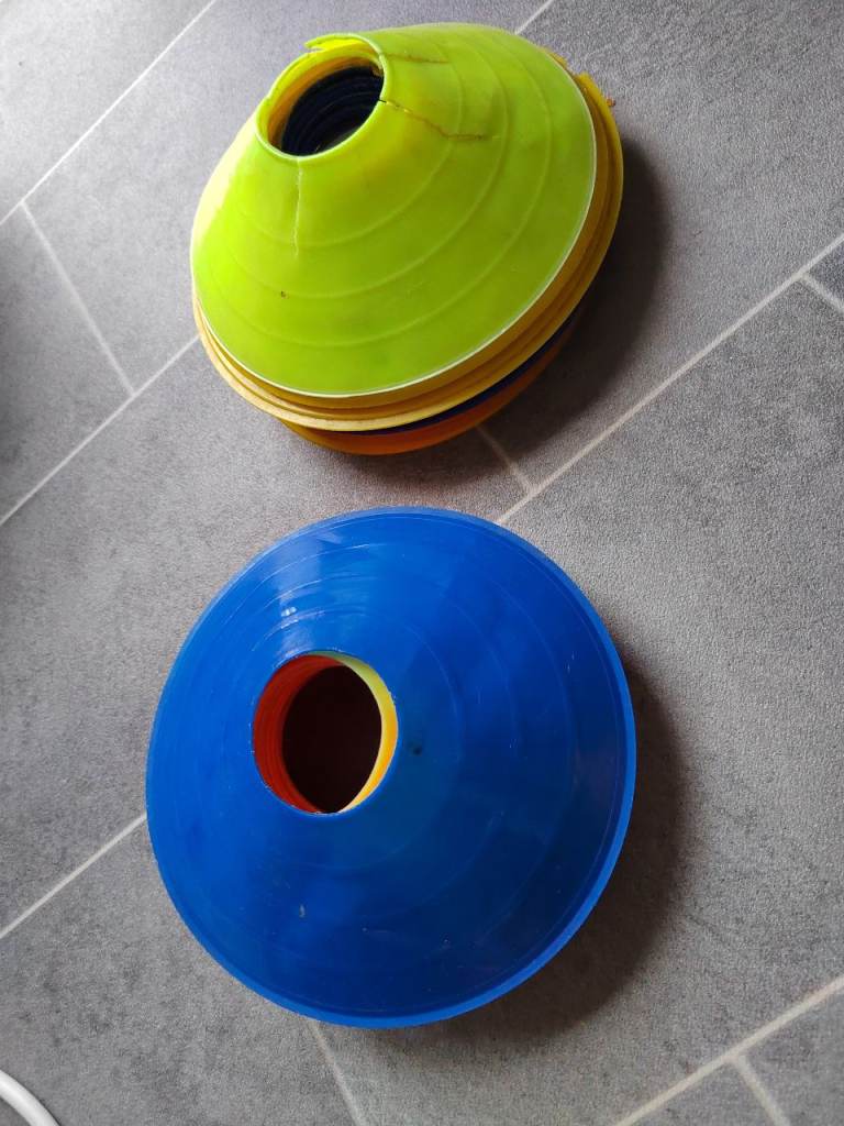 FOOTBALL CONES 20 pcs