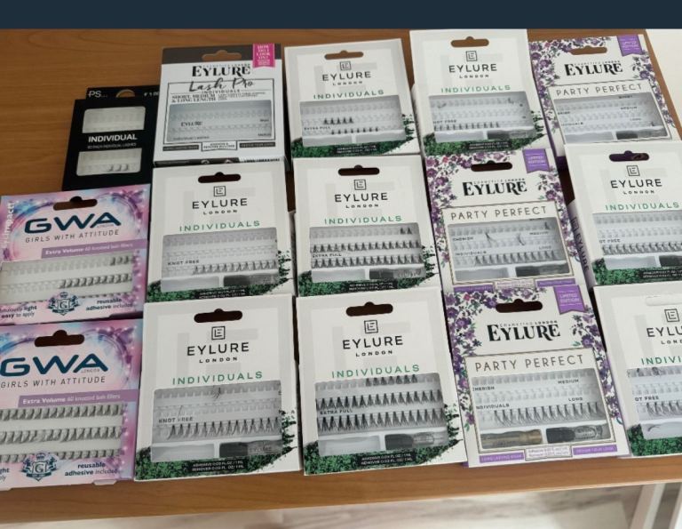 15 boxes individual Eye Lashes £3 lot