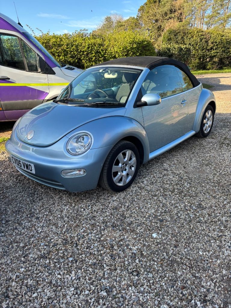Vw beetle convertible silver blue 2005 
