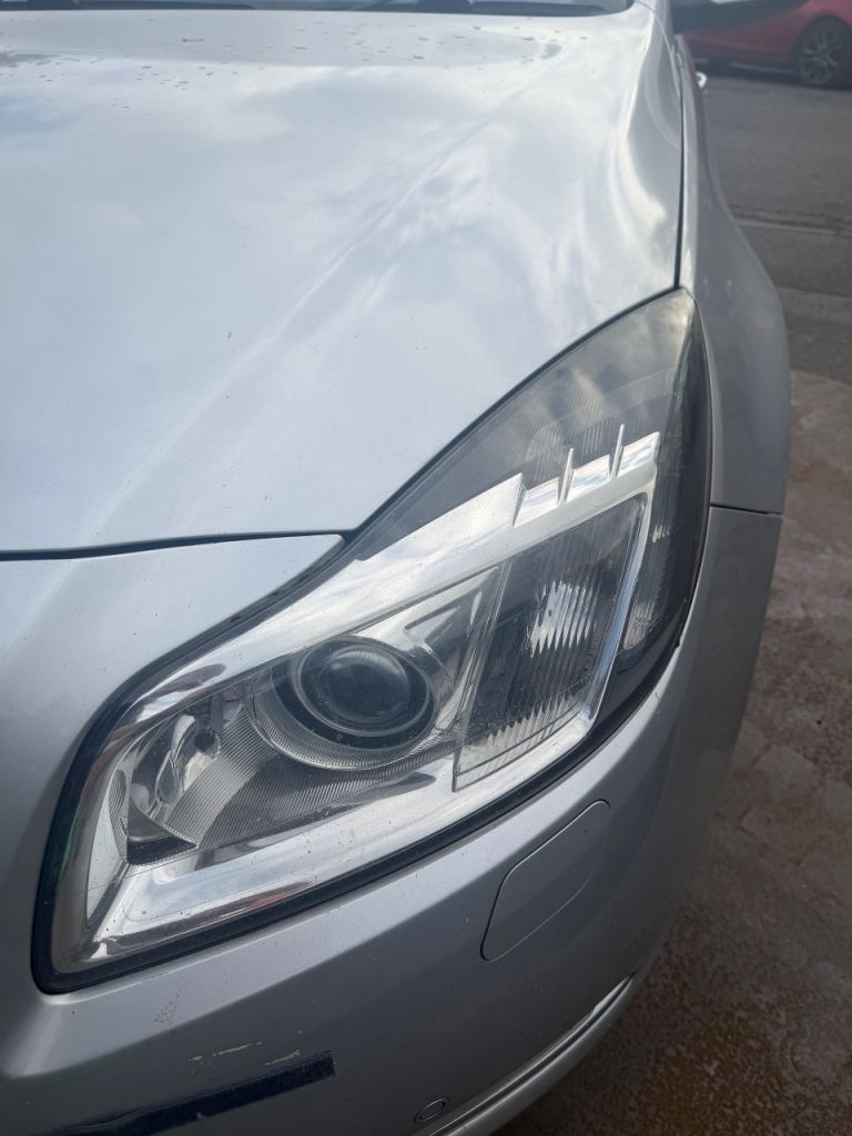 Vauxhall insignia headlight