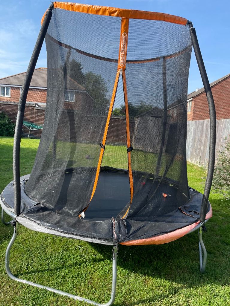 8ft trampoline 