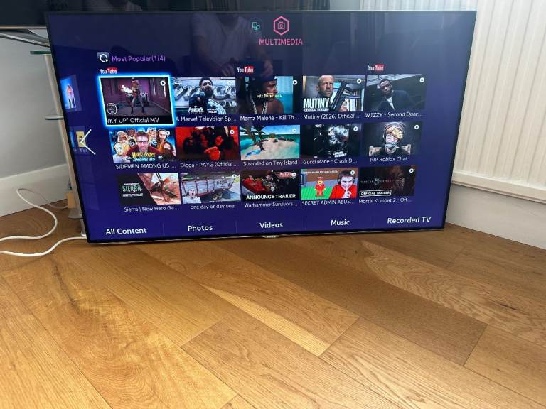 SAMSUNG 46 inches LED TV UE46F8000 in Excellent Conditions NO OFFERS