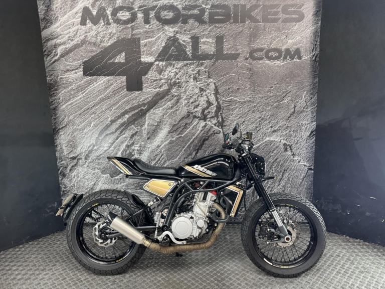 CCM STREET TRACKER 2023