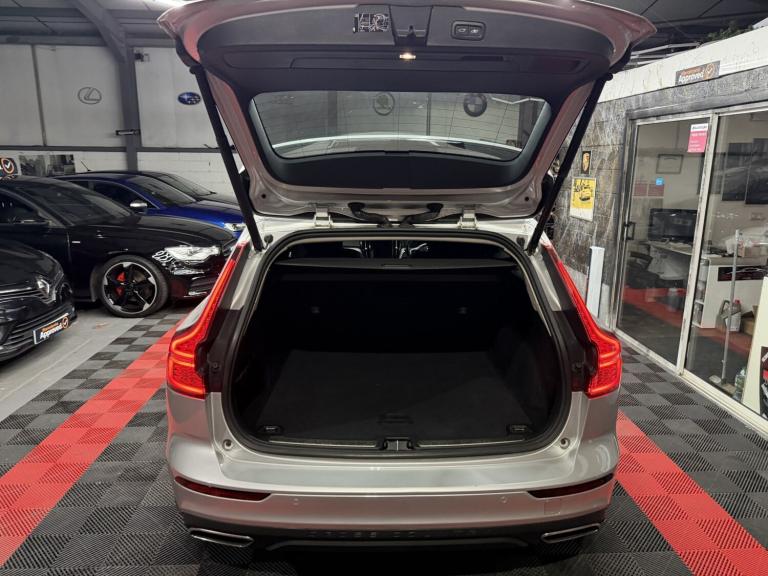 VOLVO V60 CROSS COUNTRY 2.0 Cross Country B4 AWD (197hp) Auto 2021