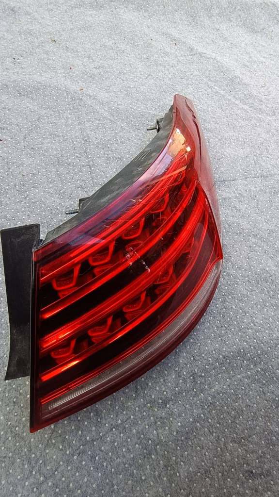 Mercedes E-Class Rear Tail light Light A2079063400 Coupe Right Genuine 2013 onwards On Offer