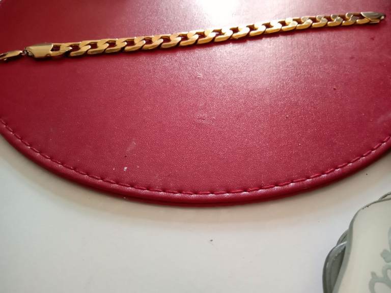 Gold plated bracelet 