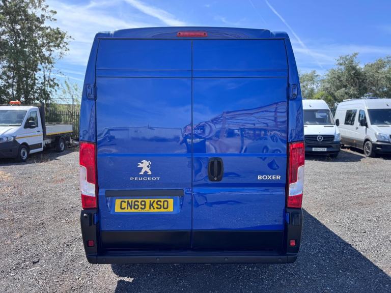 2019 Peugeot Boxer Professional 2.0HDI LWB Van. L3H2. FSH. Same as Citroen Relay