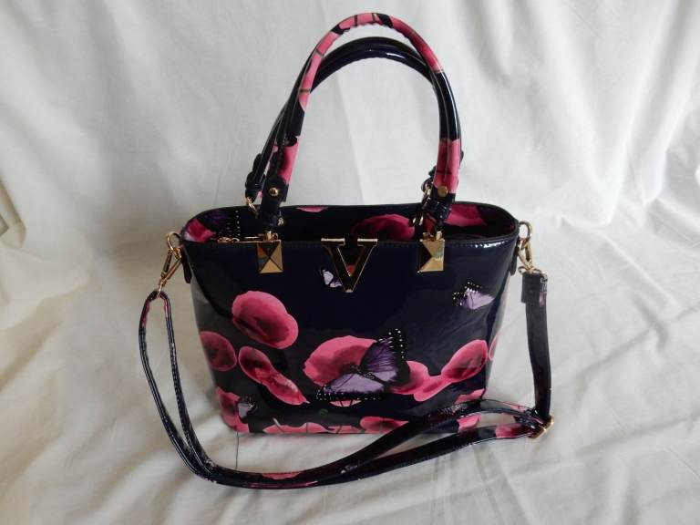 LADIES HANDBAG