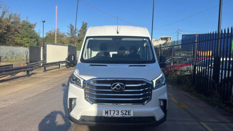 2023 Maxus Deliver 9 2.0 D20 150 Lux High Roof Van PANEL VAN Diesel Manual