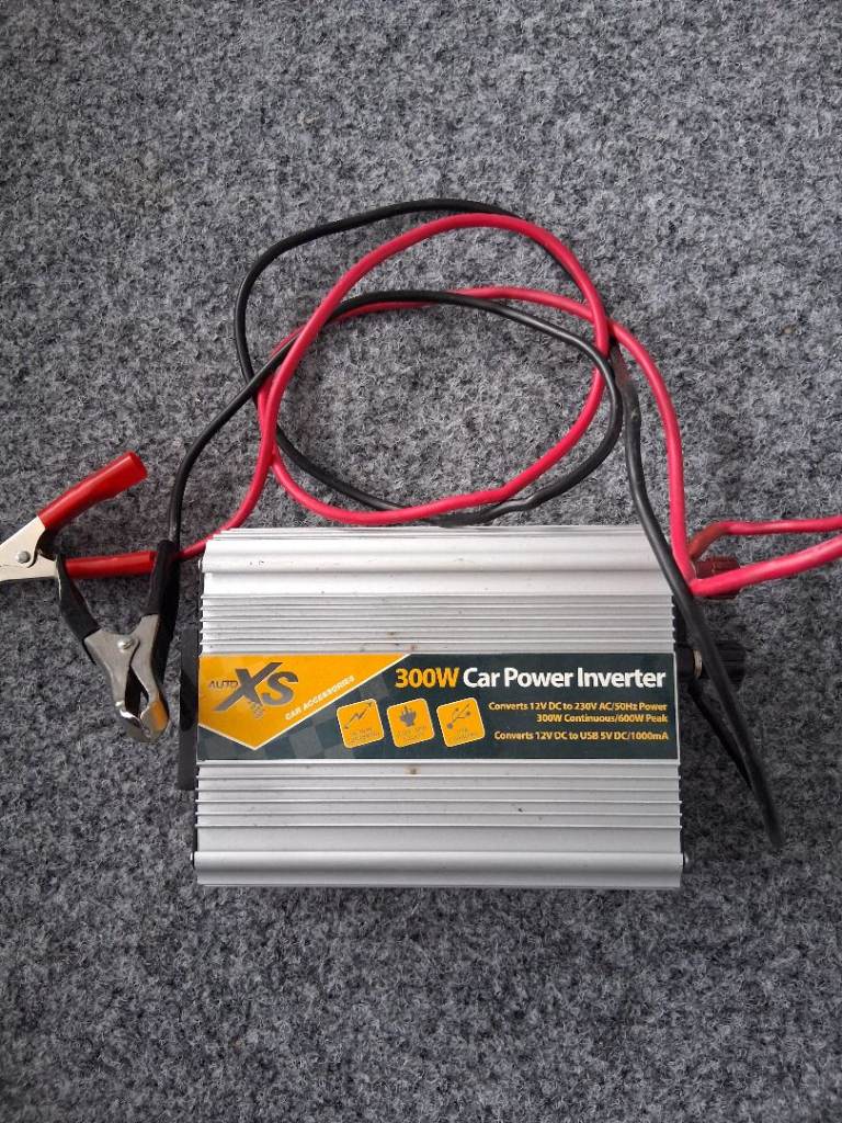 Car power inverter