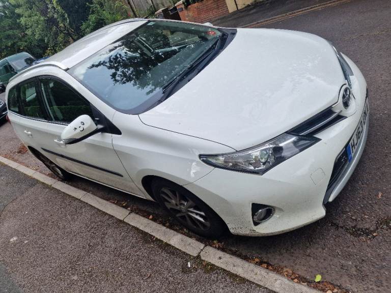 Toyota, AURIS, Estate, 2013, Manual, 1364 (cc), 5 doors
