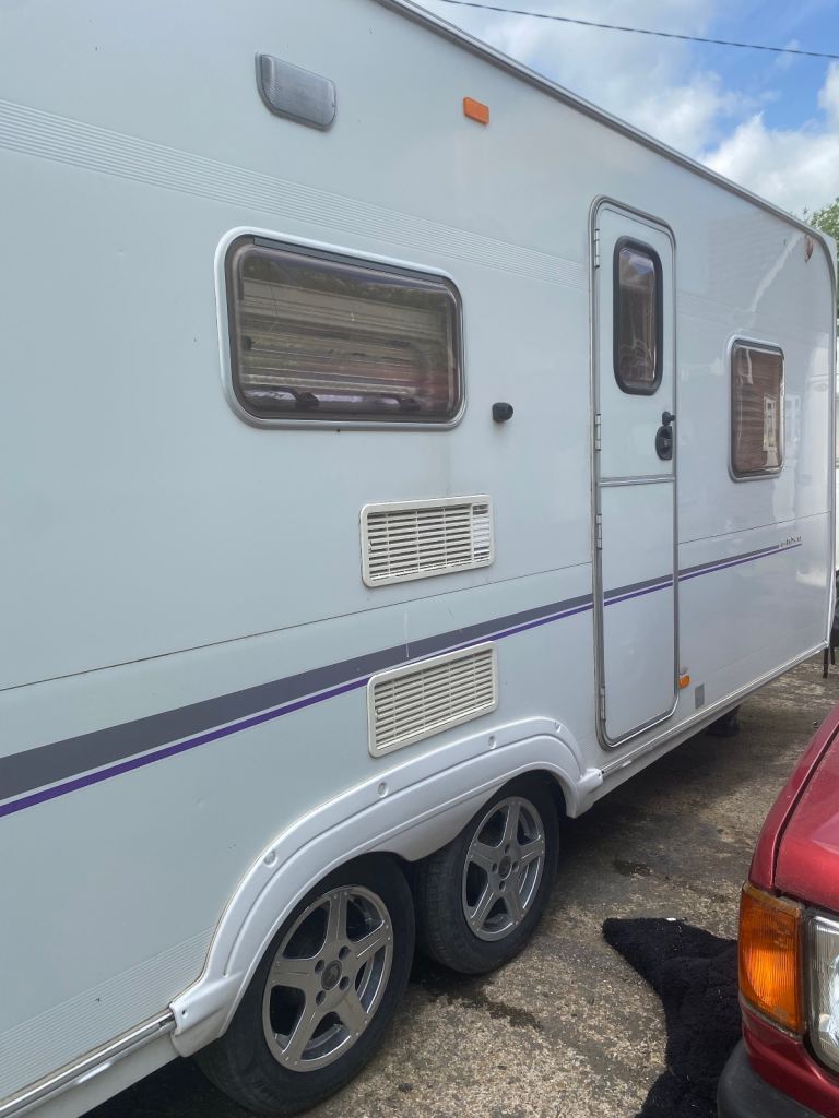 Swift Conqueror caravan