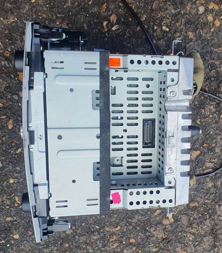 Mazda 3 Radio Stereo CD System Head Unit BR2D 66 AR0 2006