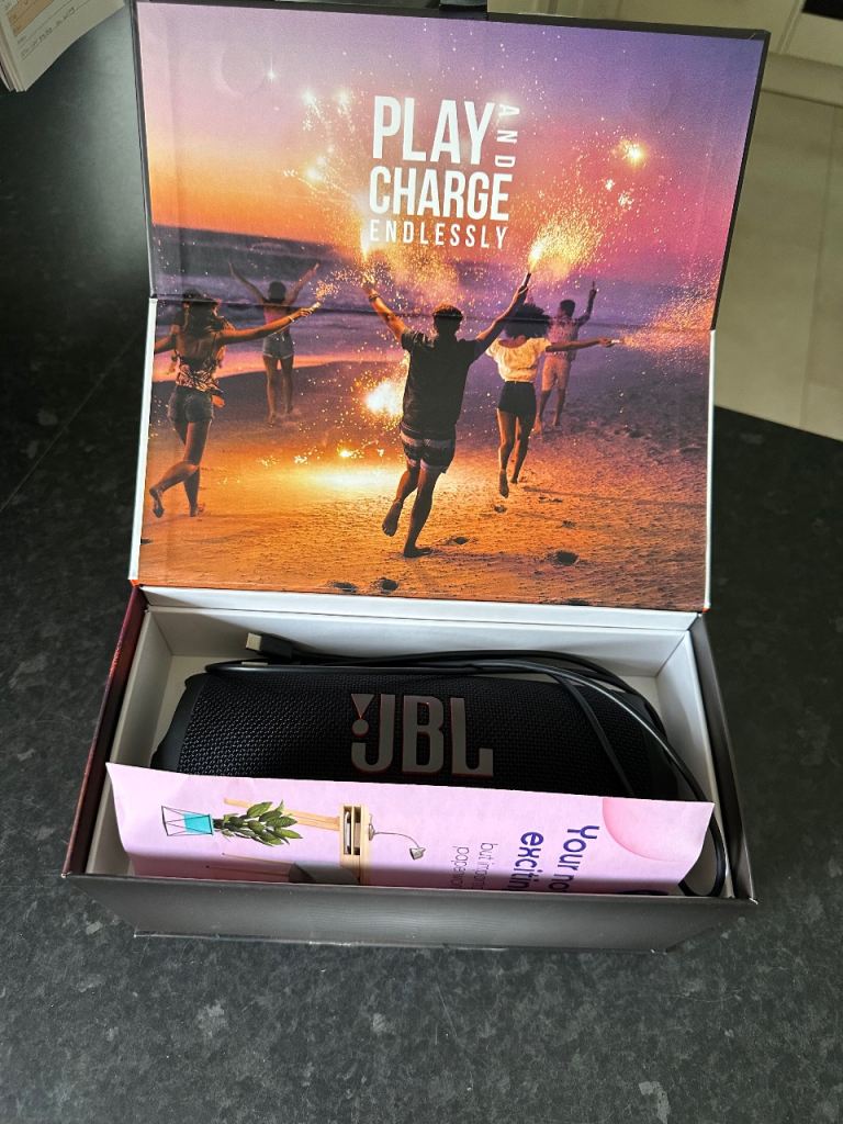 Jbl speaker charge 5 