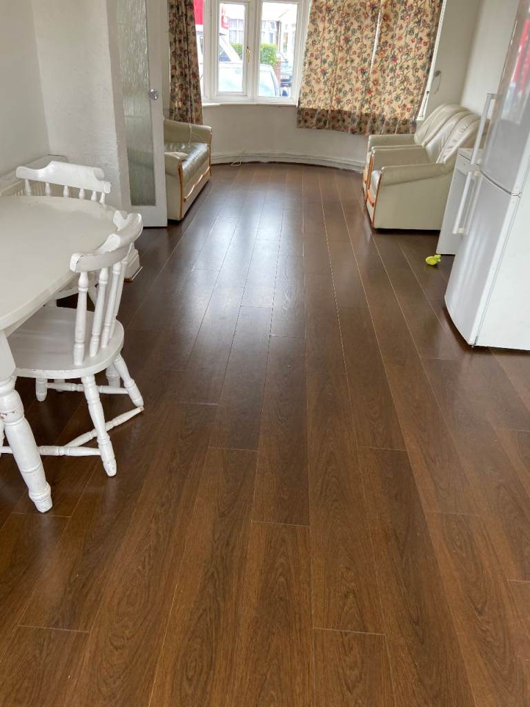 3 BEDROOM TERRAS HOUSE AT RUGBY ROAD KINGSBURY NEAR PRINCES AVANUE. 