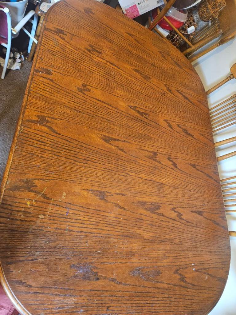 Dining room table 