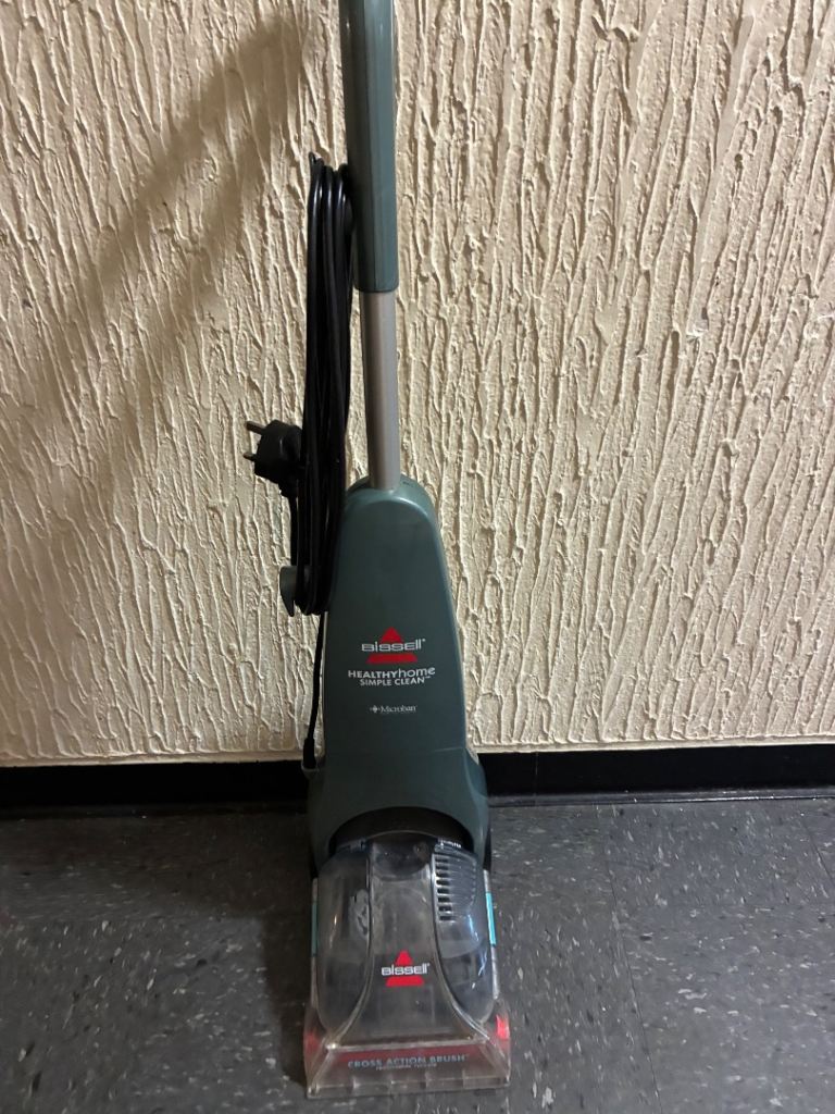 Carpet cleaner 