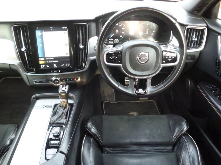 2020 Volvo V90 2.0 D4 R-Design Plus Auto Euro 6 (s/s) 5dr ESTATE Diesel Automatic
