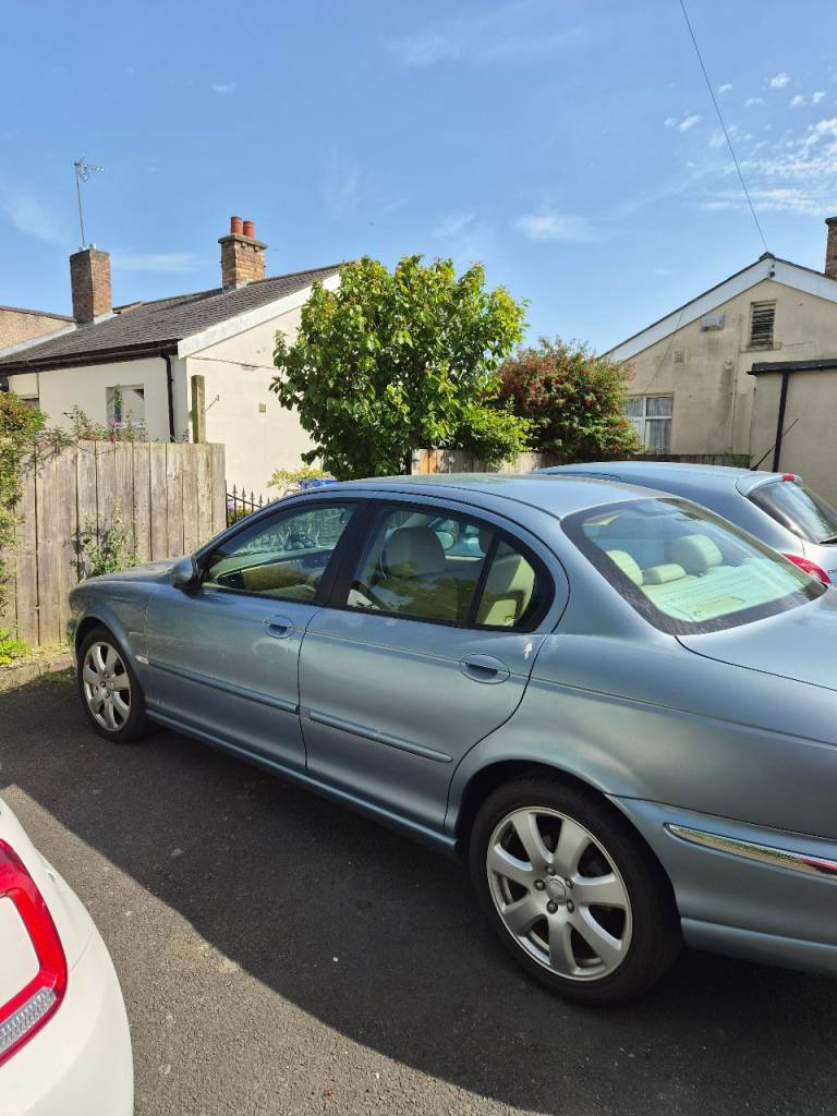 Jaguar X Type 2.1 petrol 81000 miles