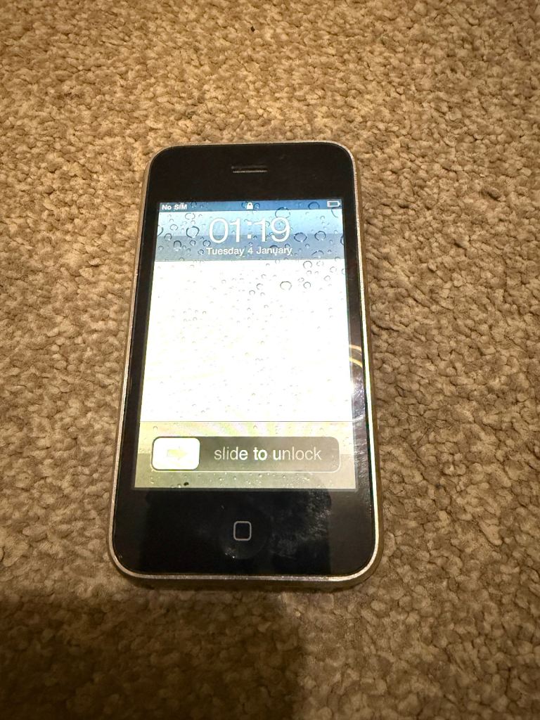 Apple iPhone 3GS - 8GB - Black