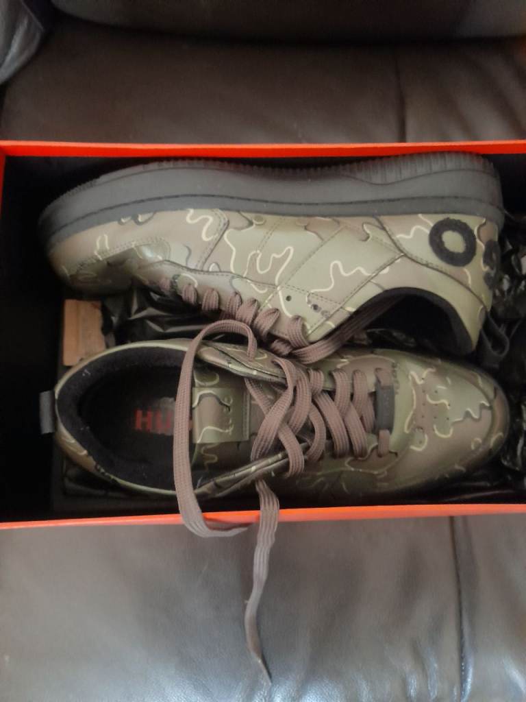 Hugo Boss Men's Camo Trainers - Green, As Good As New