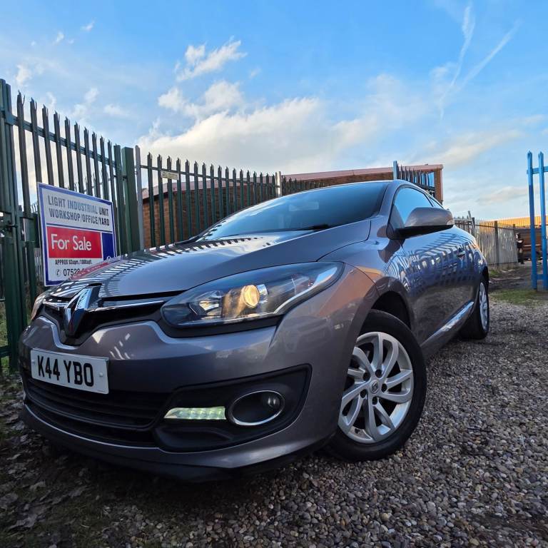RENAULT MEGANE COUPE MK3 FACELIFT MODEL 1.5 DIESEL 110 BHP LOW MILES YEAR 2015 £20 ROAD TAX PER YEAR
