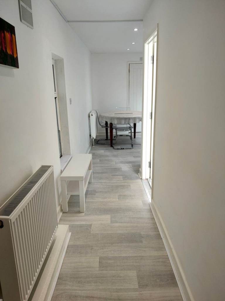 Annexe Studio Flat, IG2