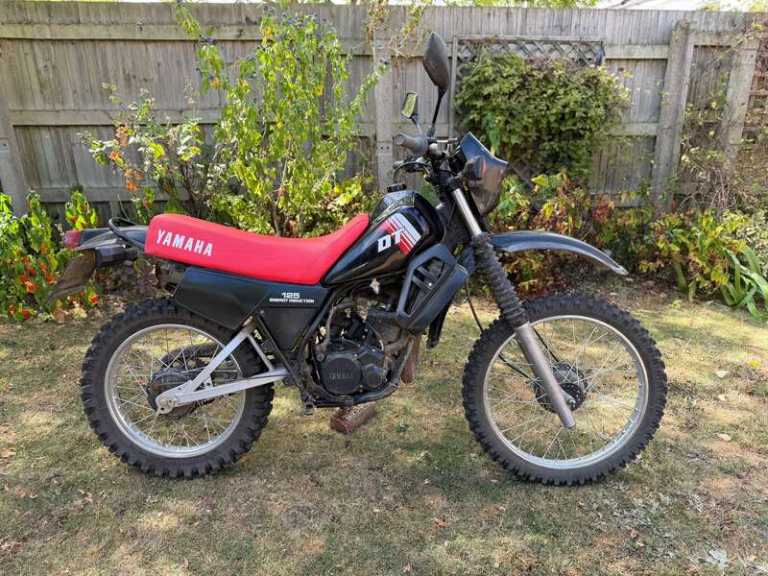 Yamaha DT125 Manual