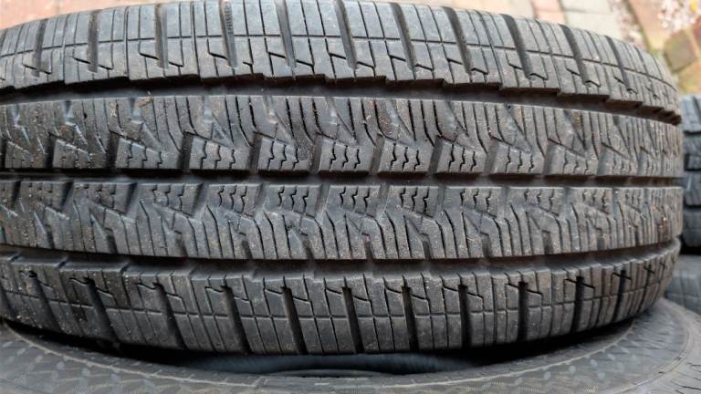 Continental Vancontact Camper Tyres 225/75R 16 CP 113 R