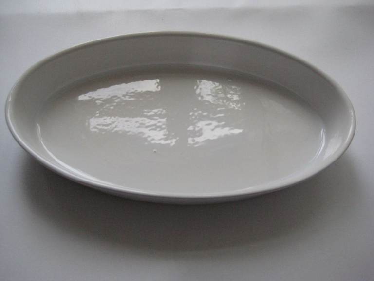 Brand New High Quality T G Green Oval Oven Dish for £12.00