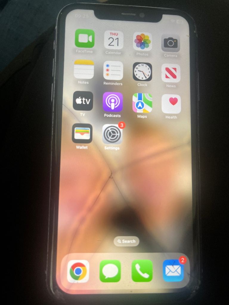 *SPARES/REPAIRS IPHONE