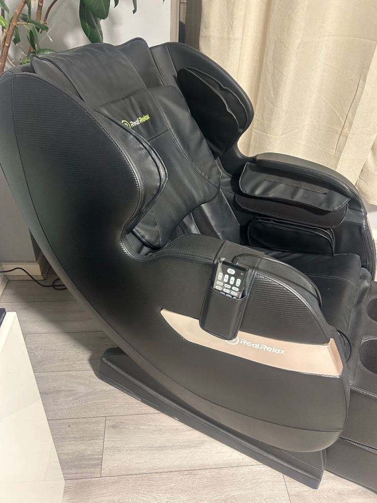 Massage Chair Zero Gravity VERY GOOD Condition 