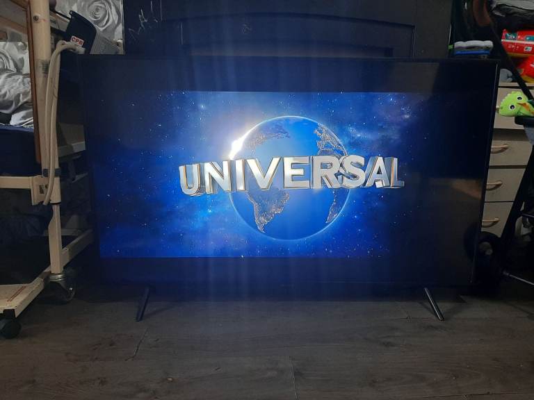 Large Smart TV – Good Condition, Clear Picture
