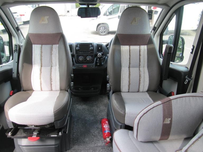 Auto-Sleepers Kingham DIESEL MANUAL 2019/19