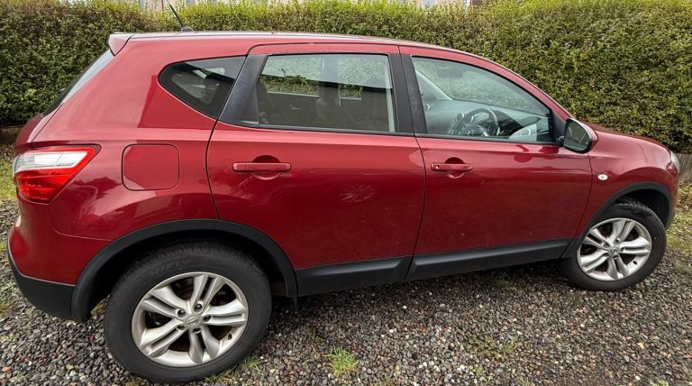 Nissan, QASHQAI, Hatchback, 2013, Manual, 1598 (cc), 5 doors